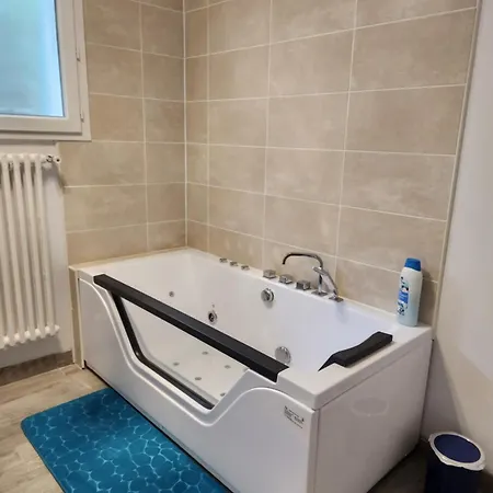 Le Mazet Bed & Breakfast